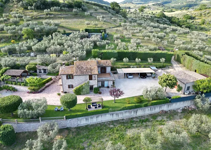 La Casa Tra Gli Ulivi Alojamento de Acomodação e Pequeno-almoço Assisi